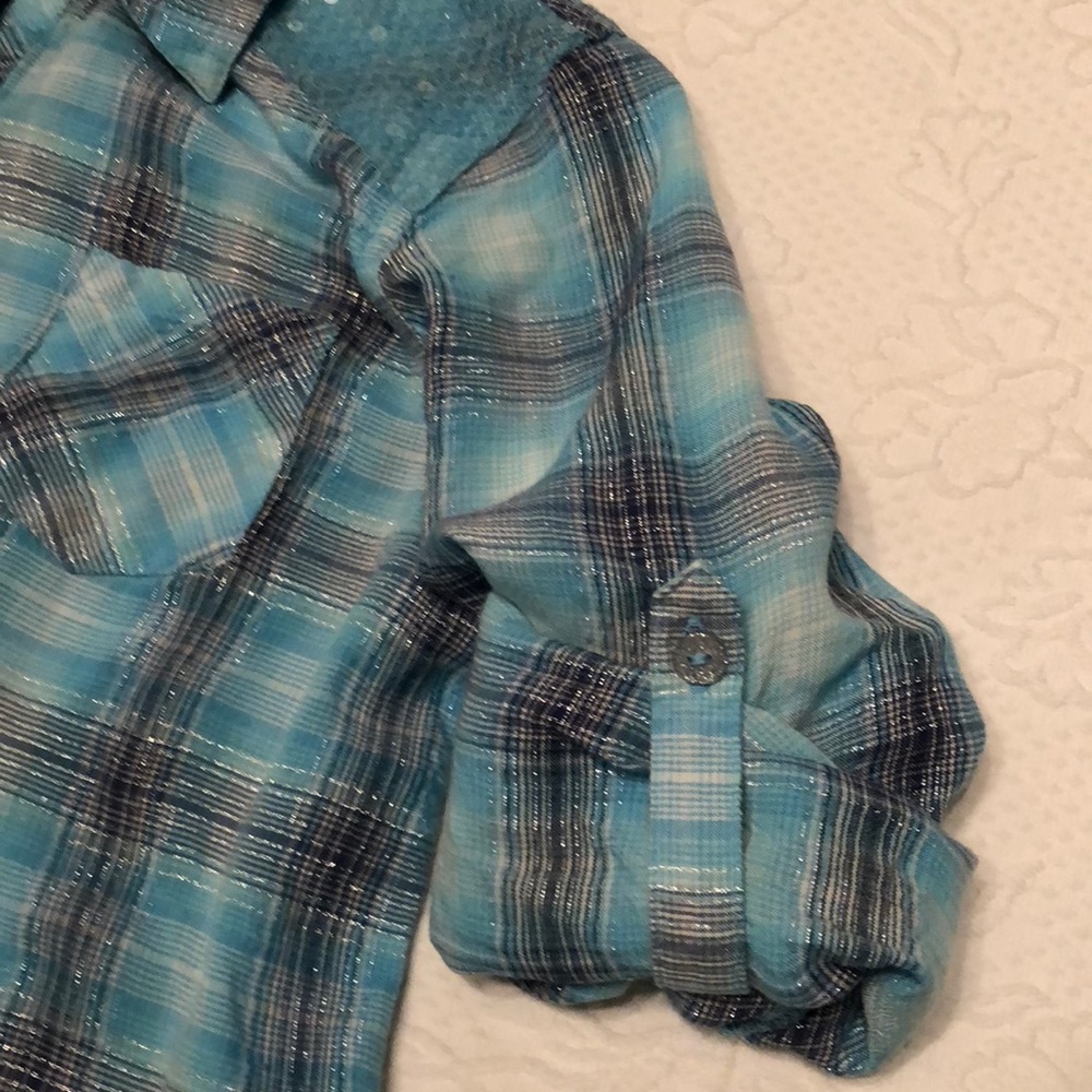 Button down shirt - Picture 3 of 3